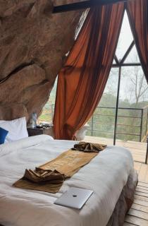 Misty Peaks Resort - 9