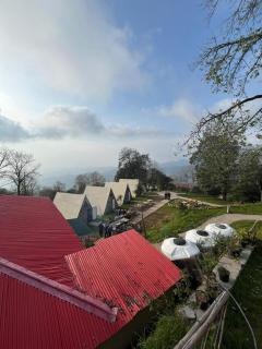 Misty Peaks Resort - 5