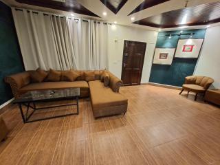 Private Suite - Park Towers F-10 Markaz - 4