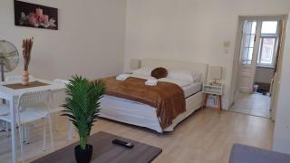 Sweet 1BR Apt, Smart TV & Fully Equipped, for Longstays - 0