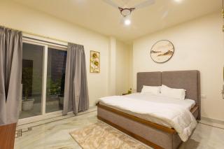 The Bliss Home - luxury 2bhk Stay in Durgapura, Jaipur - 2