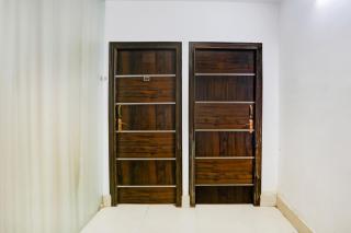 Super Collection O Biswa Bangla Kolkata Formerly Dream Palace - 2