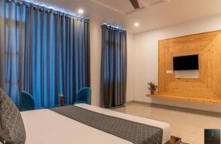 4 Bhk Serviced Villa I Open Air Terrace - 2