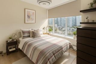 Family-Friendly 2BR Suite near Yaletown and Seawall - 5