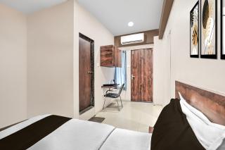 Super Collection O Palampur Surat Formerly Hotel Royal Paradise - 3