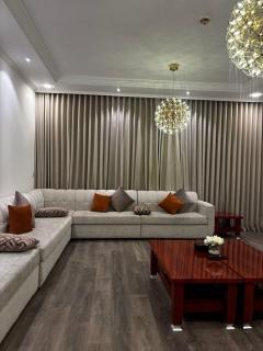 Elegant apartment overlooking the sea - 2