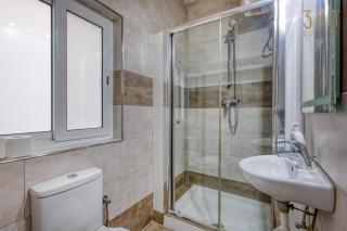 Spacious Paceville Getaway near Beach & Schools by 360 Estates - 3