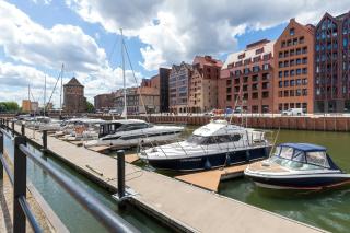 Nowoczesne Studio dla Dwojga, Balkon z Widokiem na Marinę by Noclegi Renters - 9