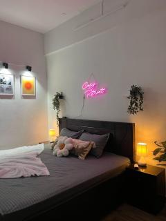 Cozy Retreat at 22nd Floor with Aesthetic View - 5