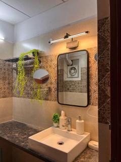 Cozy Retreat at 22nd Floor with Aesthetic View - 3