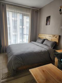 The SoBu Haus Cozy Studio Getaway - 7