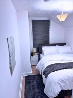 House for 8 in Gillingham close to train station - 3