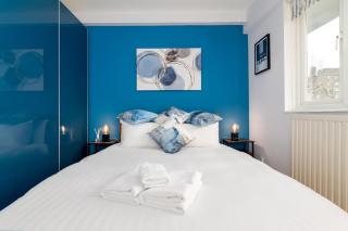 The 'Beahive' SE1 - close to the London Eye! - 5