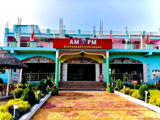 Hotel O AM2PM Restaurant - 7