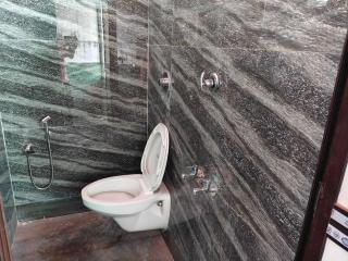 Hotel O AM2PM Restaurant - 4