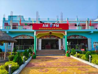 Hotel O AM2PM Restaurant - 6