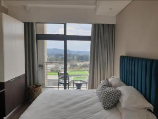 Menlyn Maine Apartments - 4
