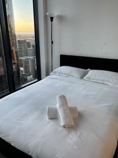 Where Style Meets Convenience in Melbourne CBD - 6