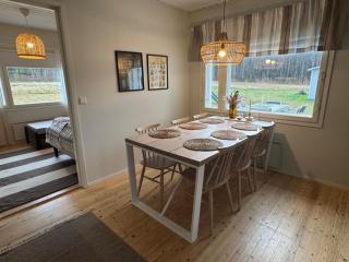 Lakeside holiday home - 6