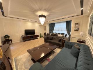 Deluxe Apartment - 4