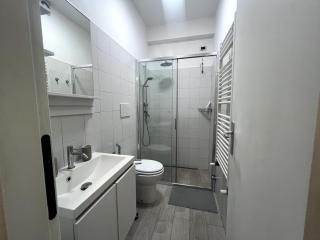 Milan-Porta Venezia Apartment AC Wi-Fi - 7