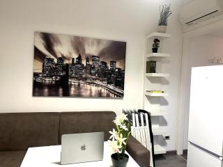 Milan-Porta Venezia Apartment AC Wi-Fi - 6