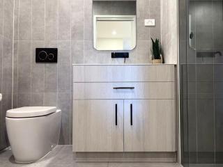 Full of Fun shopping 1BR stay at Clayton - 9