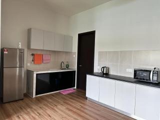 Home Near Kuching Airport & where Convenient at your Doorsteps - 5