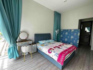 Home Near Kuching Airport & where Convenient at your Doorsteps - 1