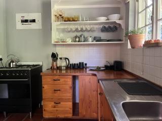 The Little Thatch Cottage - 8