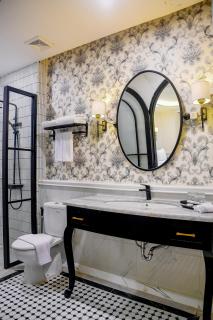 Swiss-Belexpress Palu - 1