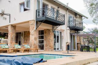 Le Opstal, a Scenic Farm Stay near Rustenburg - 2