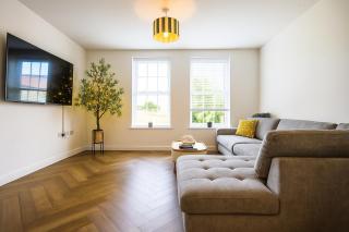 Highfields House Spinny Hill Northampton - 5