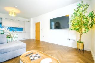 Highfields House Spinny Hill Northampton - 2