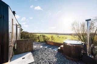 Cabins at Bogee Farm - 4