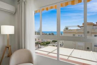 Piscina y vistas espectaculares en Torremolinos - 8