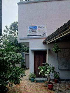 The Happy Homestay - 0