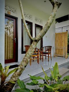 Intan Guest House Ubud - 1