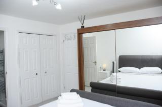 Peterborough Haven: 3BD Family Home Retreat - 3