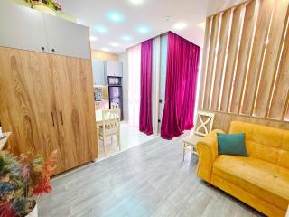 7th floor Lovely apartment - Tbilissi - 5