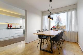 Arctic Sky Apartment - 7