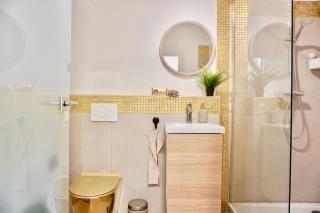 2 separate Apartments direkt in der City mit privaten Stellplätzen max 1,65m Höhe und 1,8m Breite für bis zu 8 Personen - 1