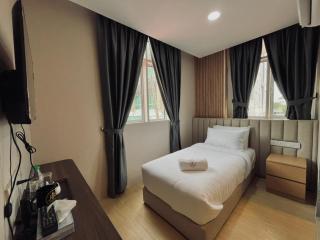 Royal Guest House RGH - 4