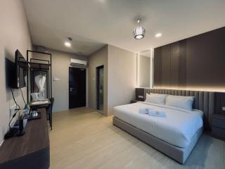 Royal Guest House RGH - 4