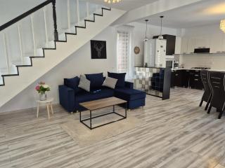 FOX VALLEY VILLA - 2