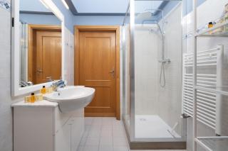 Stadium Front 3-Bedroom Apartment - 2