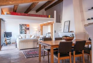 A classic stone house in Provence - 0