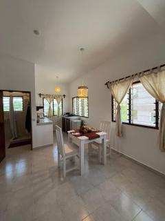 Arcade Comfort Suite - 7