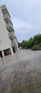 Eleusis Luxury Flat,car park in property - 8
