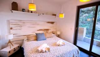 Mediterranean Apartment Pool & Parking - 3